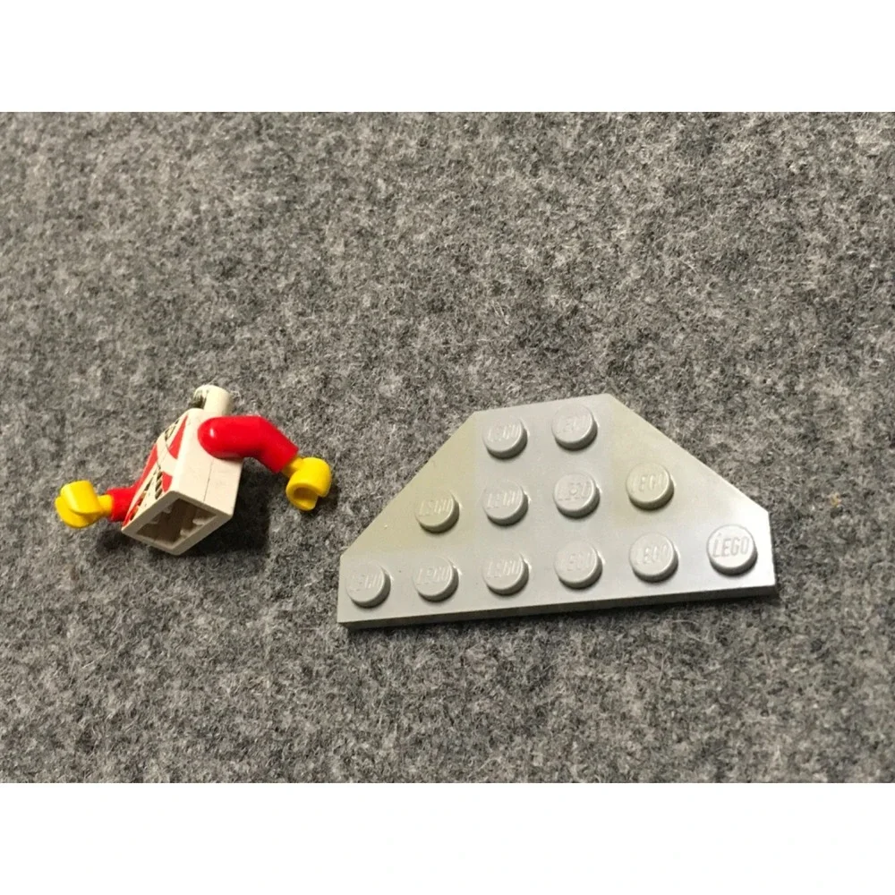 Pirates LEGO Skull Island (6279)‎